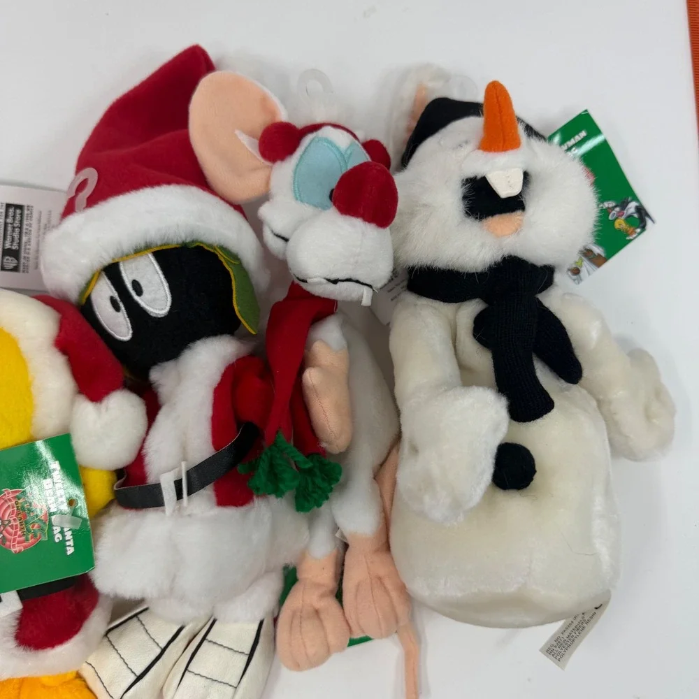Vintage 1998 Looney Tunes Christmas Bean Bag Plush Lot WB Studio Store Tags 6pc